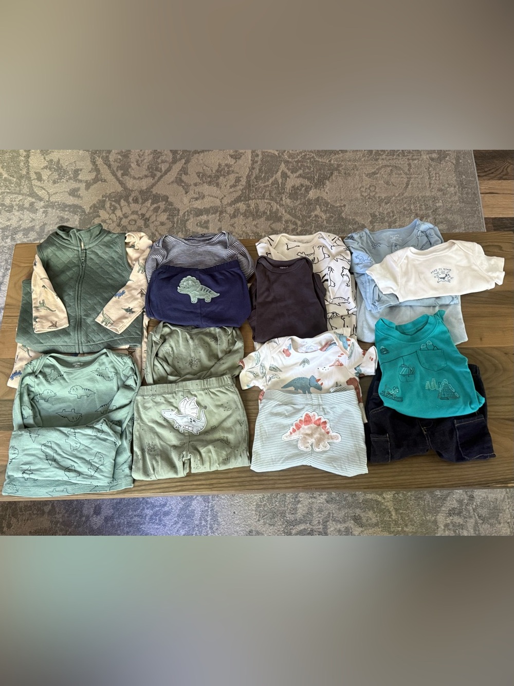 Baby Boy 18 month Outfit Set Bundle (8 sets) Carters